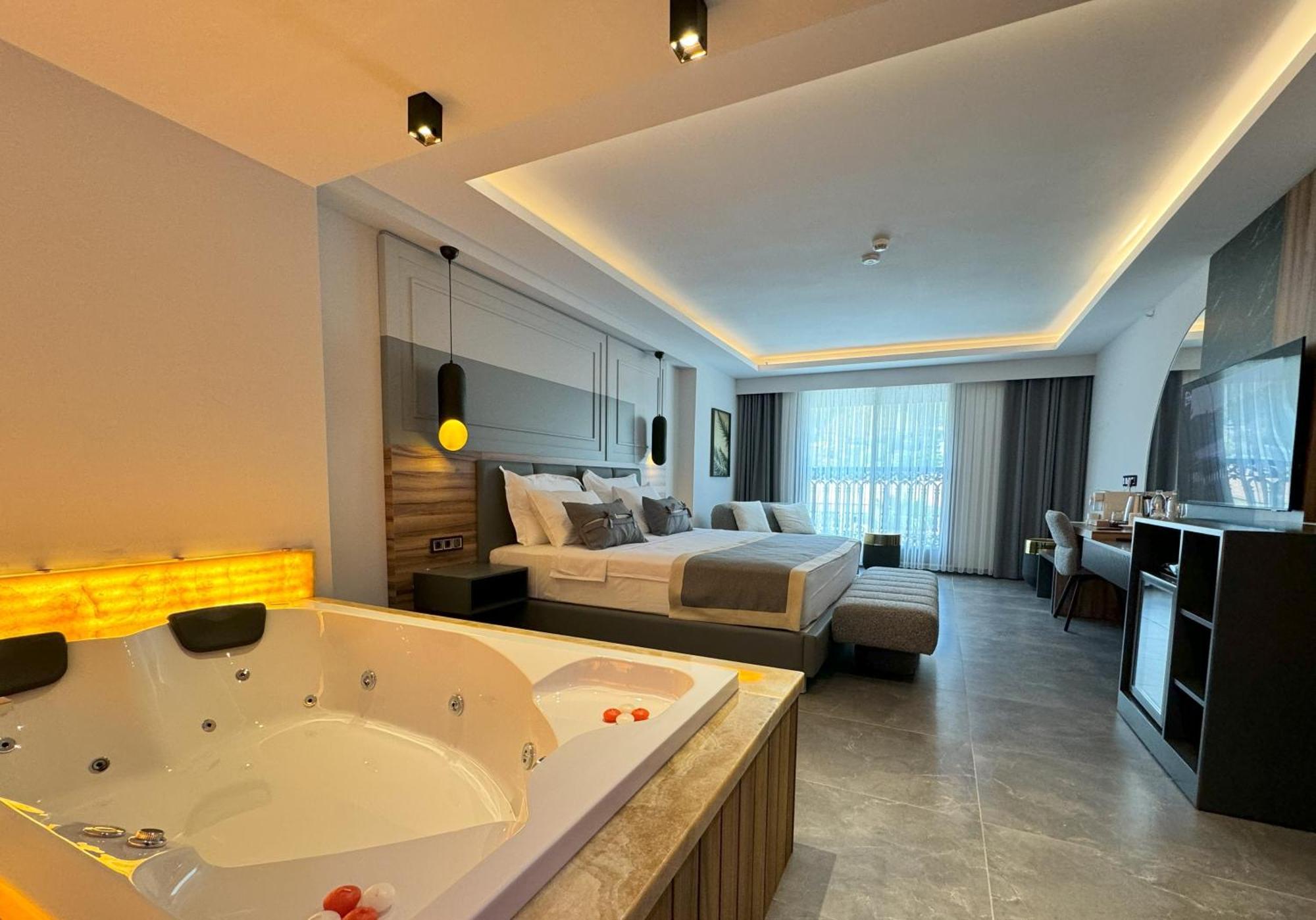 Telmessos City Hotel- Adults Only 费特希耶 外观 照片